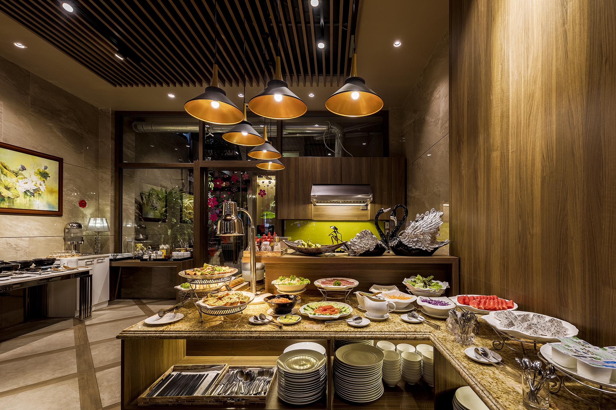 Sun Flower Luxury Hotel Ho-Chi-Minh-Stadt Exterior foto